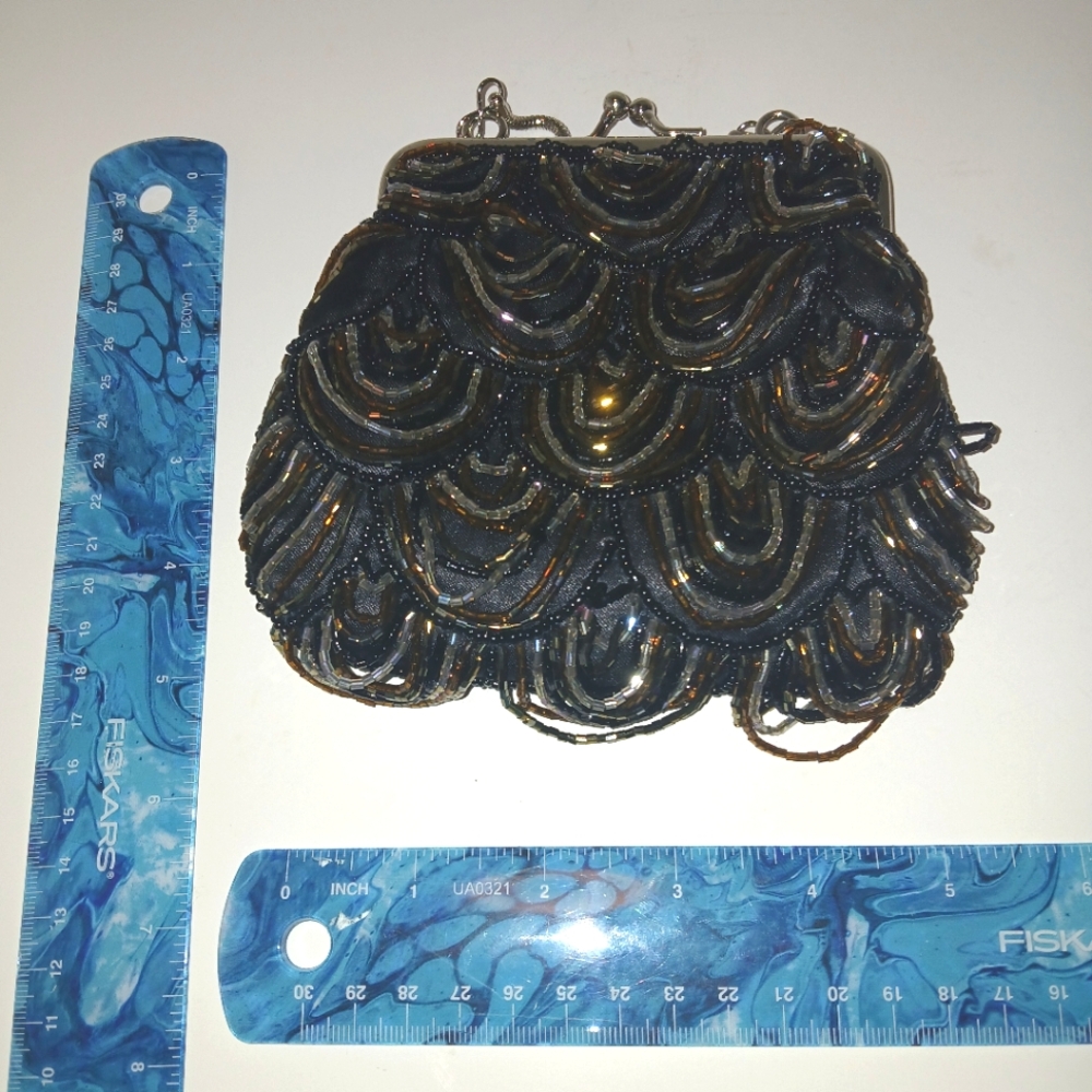 Black & Gold Sequin Beaded Clutch – Scallop Fringe – Evening Party Purse